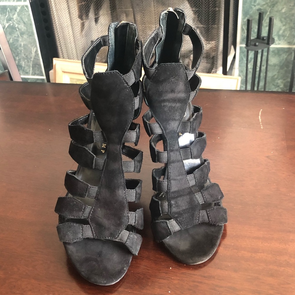 Ivanka trump black strappy suede heels